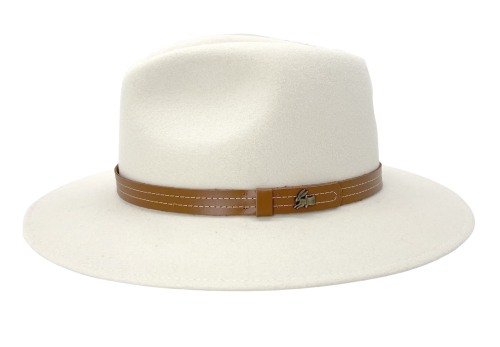 Traveller White