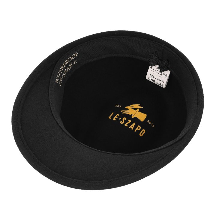 Ladies cap black woolfelt, golden chain le szapo
