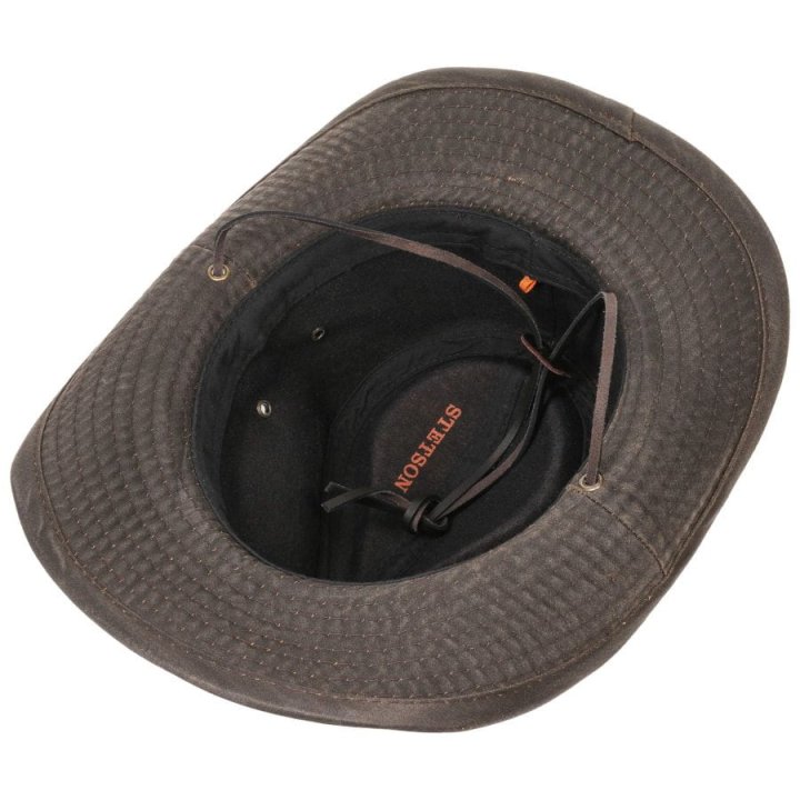 outdoor Stetson 12.jpg