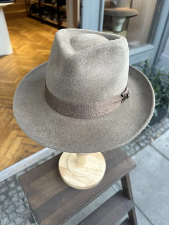 Le Szapo Fedora Luxury Beige